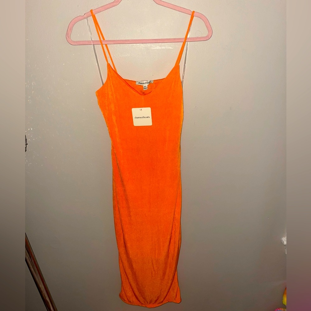 BNWT, charmed hearts , orange midi dress, size medium